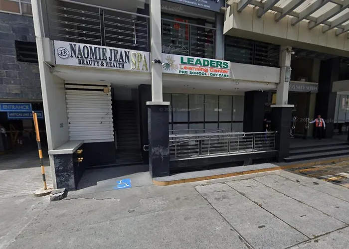 Apartment Poblacion - Infinity Pool, 600mbps Wifi *