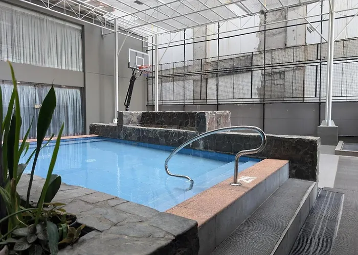 Apartment Poblacion - Infinity Pool, 600mbps Wifi *